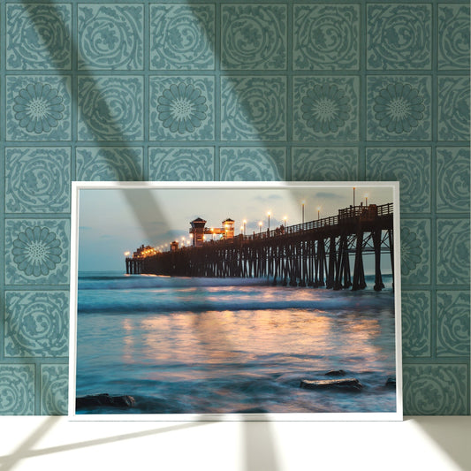 a picture of a pier in the ocean